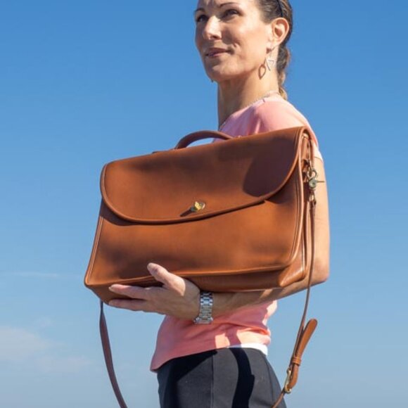 Vintage Coach Lexington Brief Messenger - Picture 16 of 16